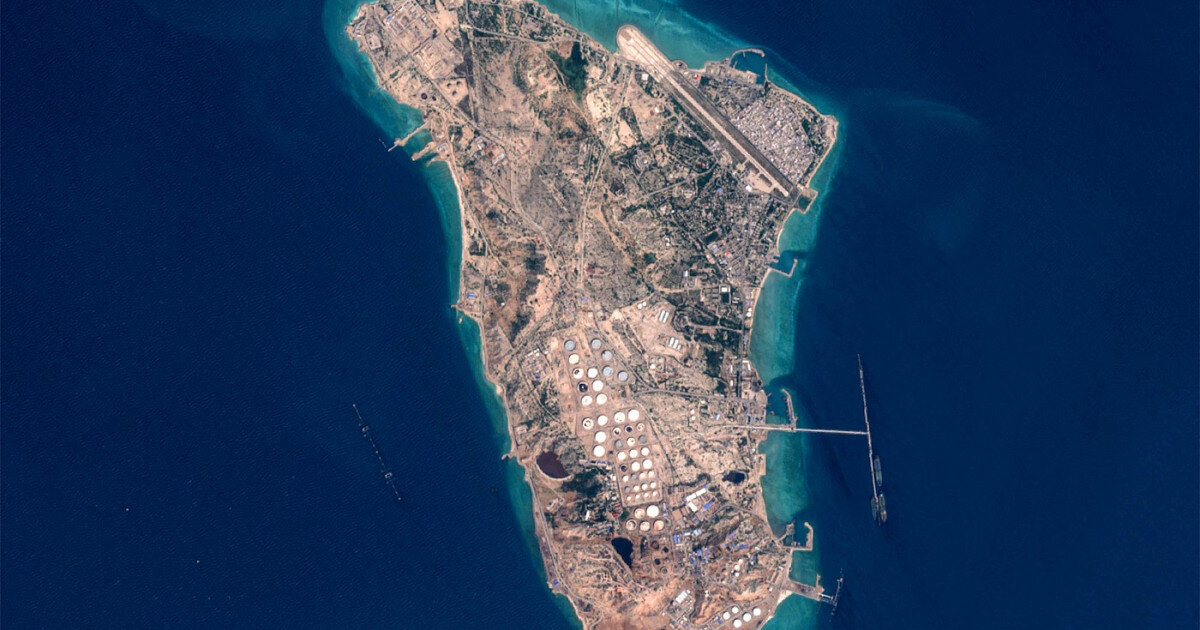 iranul anunta explozii in insula kharg si in orasul port jask 6aa07f7d330b8