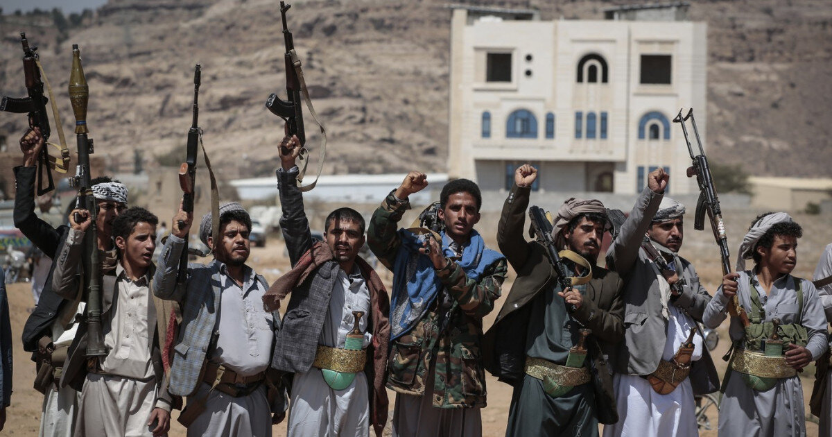 preluarea controlului asupra zonei de coasta a yemenului de catre rebelii houthi remodeleaza echilibrul de forte in zona golfului 6aa8c3910d238