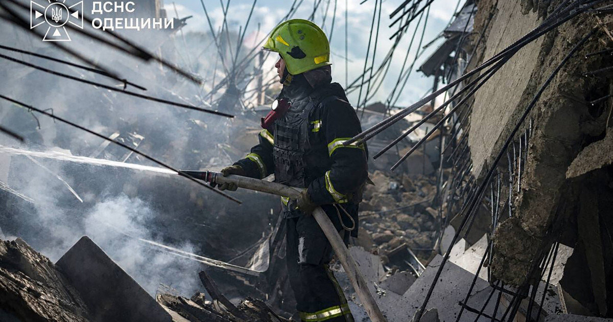 rusia a atacat sudul ucrainei explozii la odesa si pene de curent in mai multe cartiere din nikolaev 6aa64afd94a8a