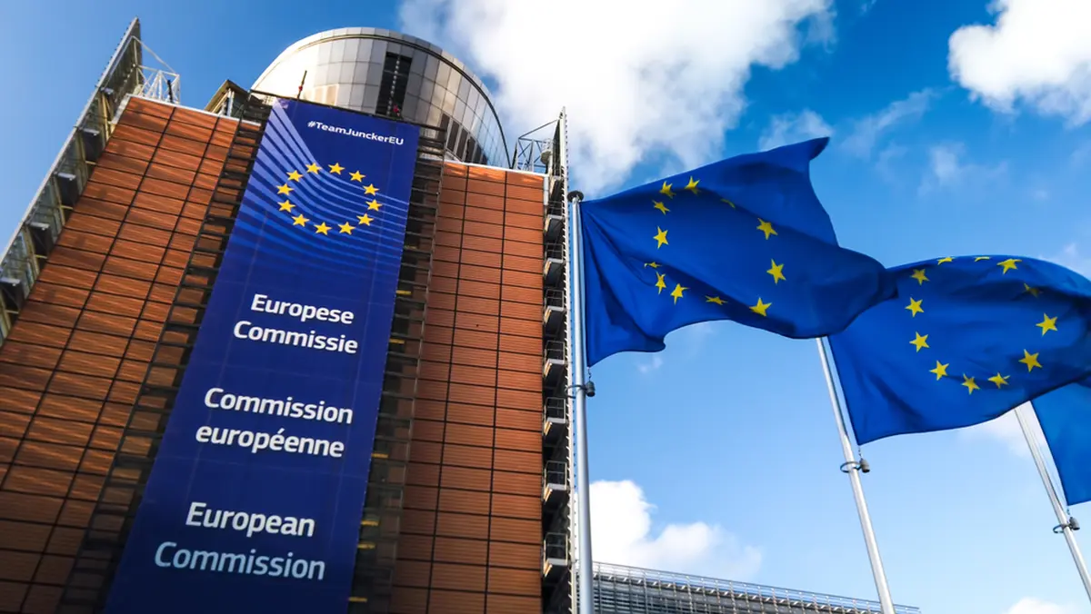 ue intervine in deciziile interne ale romaniei de necrezut ce s a intamplat comisia europeana cere clarificari legate de amendamentul fritz la legea ani 6a9d2b4c45bbc